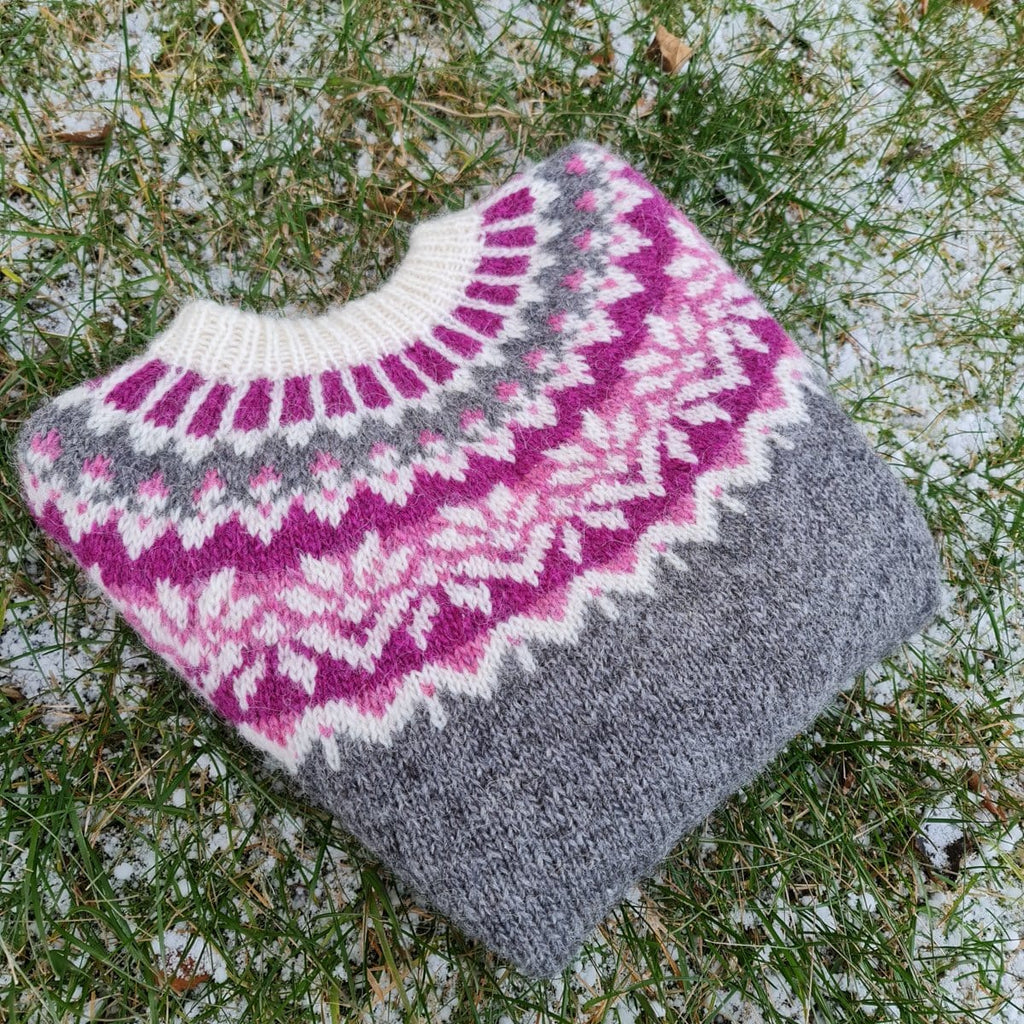 Dagný - Icelandic Sweater - Grey/Pink