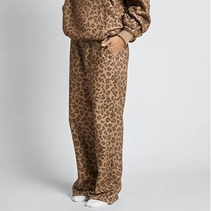 The Straight Leg Sweatpants | Limited Edition